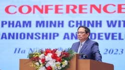 Thủ tướng: Các nhà đầu tư nước ngoài hãy luôn yêu quý Việt Nam như quê hương