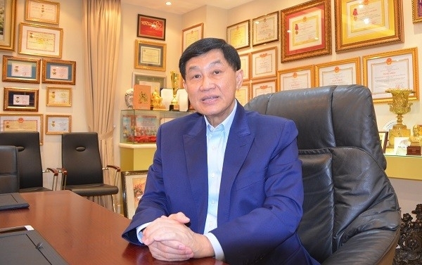 Công ty ông Johnathan Hạnh Nguyễn kiếm bộn tiền từ dịch vụ sân bay