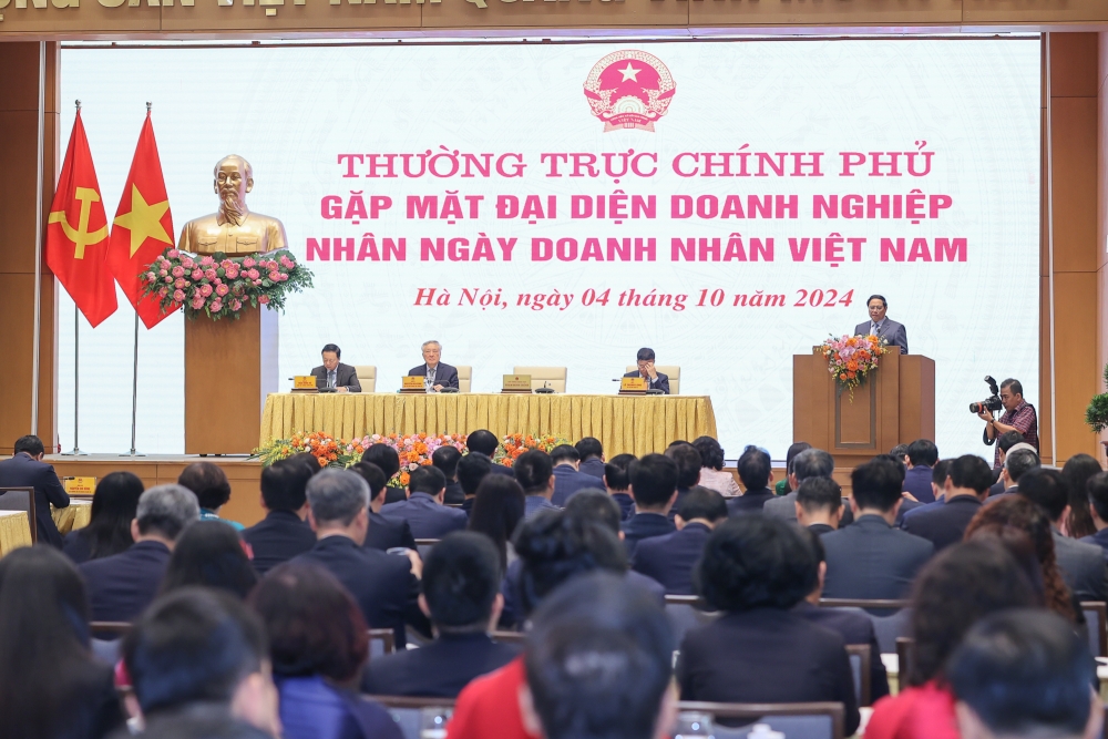 Thường trực Chính phủ gặp mặt doanh nhân