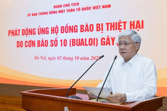 Hơn 670 tỷ đồng ủng hộ đồng bào bị thiệt hại do bão số 10 ngay sau lễ phát động