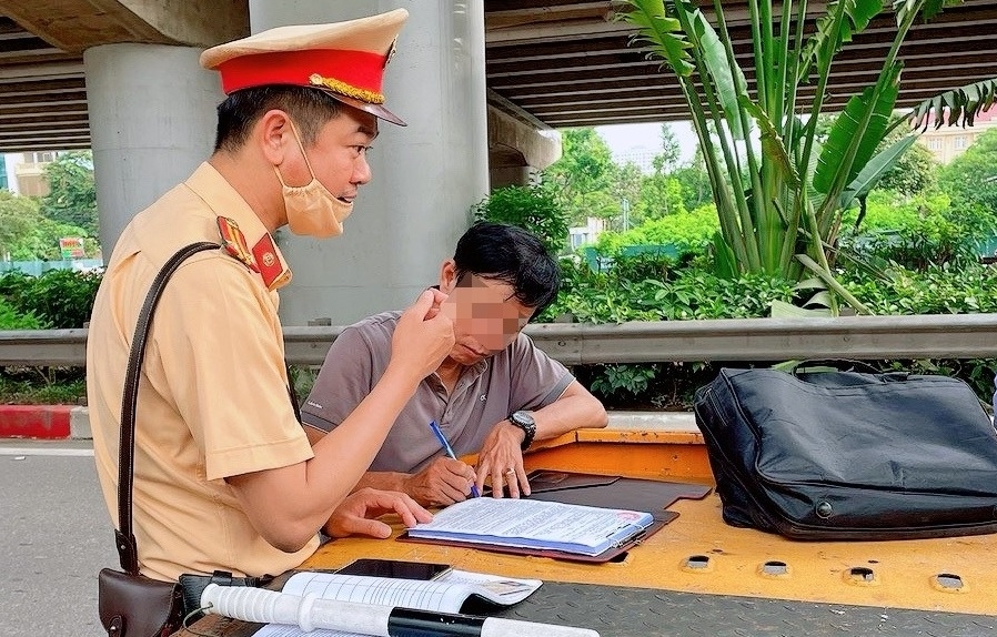 Công bố 10 phường, xã trên cả nước có nhiều người vi phạm giao thông nhất Công bố 10 phường, xã trên cả nước có nhiều người vi phạm giao thông nhất