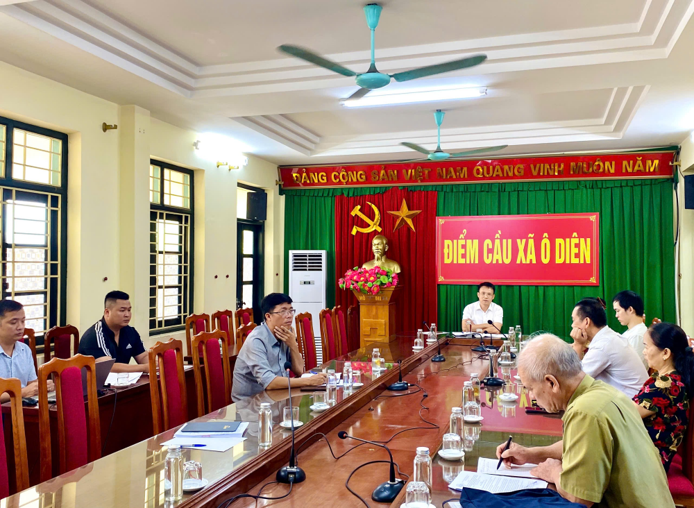 Các hộ dân xã Ô Diên bốc thăm đất tái định cư dự án đường Vành đai 4