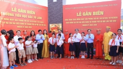 gan bien cong trinh truong tieu hoc va thcs bac tu liem mung ngay hoi lon cua thu do