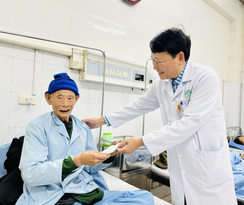 Bệnh viện Đa khoa tỉnh Thanh Hóa: Kể về một bác sĩ vừa có tâm vừa có tầm