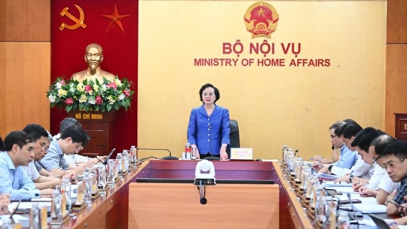 Bộ trưởng Bộ Nội vụ: Chuẩn bị kỹ lưỡng cho đề án tiền lương, phụ cấp