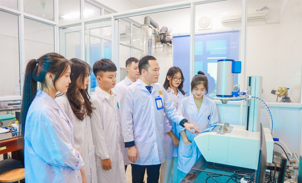 Giảng viên HaUI vào top 2% nhà khoa học ảnh hưởng nhất toàn cầu