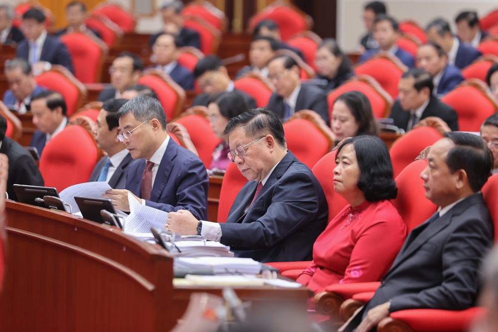 Bỏ phiếu giới thiệu nhân sự tái cử và lần đầu vào Ban Chấp hành Trung ương khoá XIV