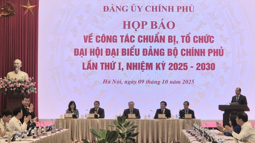 Bộ Chính trị chỉ định 82 đại biểu của Đảng bộ Chính phủ dự Đại hội XIV của Đảng