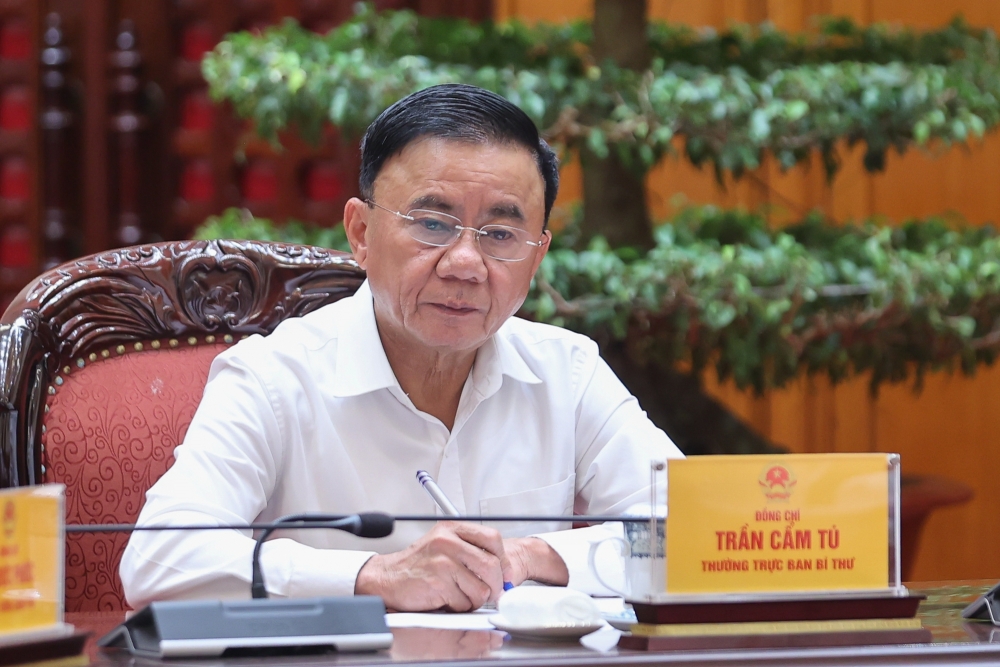 Thủ tướng chủ trì họp Thường trực Chính phủ: Triển khai ngay nhiều giải pháp cấp bách khắc phục hậu quả bão lũ