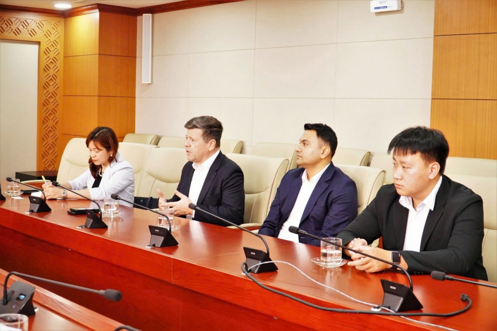 Lãnh đạo Nasdaq chúc mừng chứng khoán Việt Nam chính thức được nâng hạng