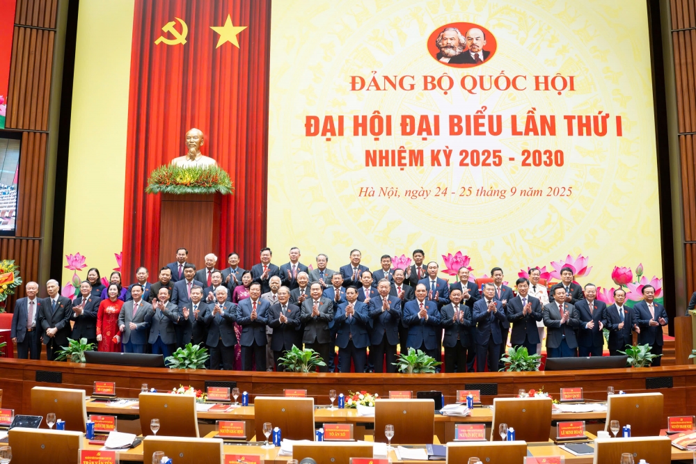 Xây dựng Quốc hội số, đáp ứng yêu cầu phát triển đất nước trong kỷ nguyên mới Xây dựng Quốc hội số, đáp ứng yêu cầu phát triển đất nước trong kỷ nguyên mới