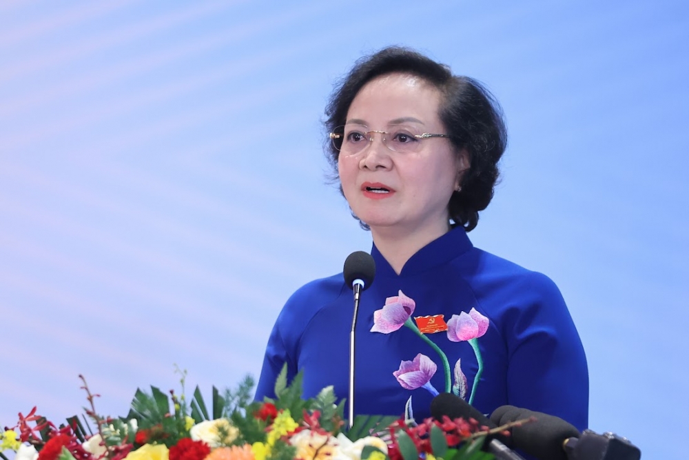 Bộ trưởng Bộ Nội vụ: Ứng dụng AI để thực hiện công việc tốt hơn và giảm bớt biên chế