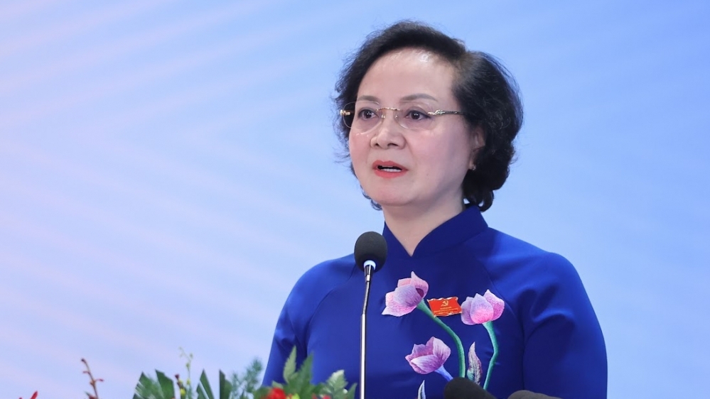 Bộ trưởng Bộ Nội vụ: Ứng dụng AI để thực hiện công việc tốt hơn và giảm bớt biên chế