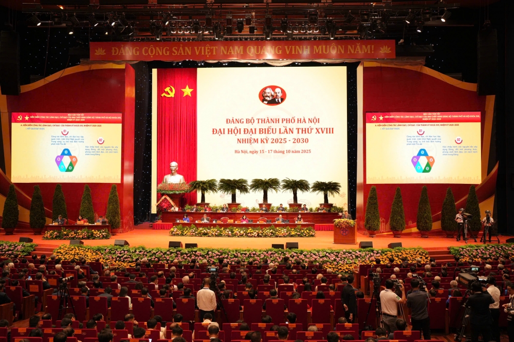 Tin tưởng vào nhiệm kỳ đổi mới, sáng tạo, phát triển toàn diện Tin tưởng vào nhiệm kỳ đổi mới, sáng tạo, phát triển toàn diện