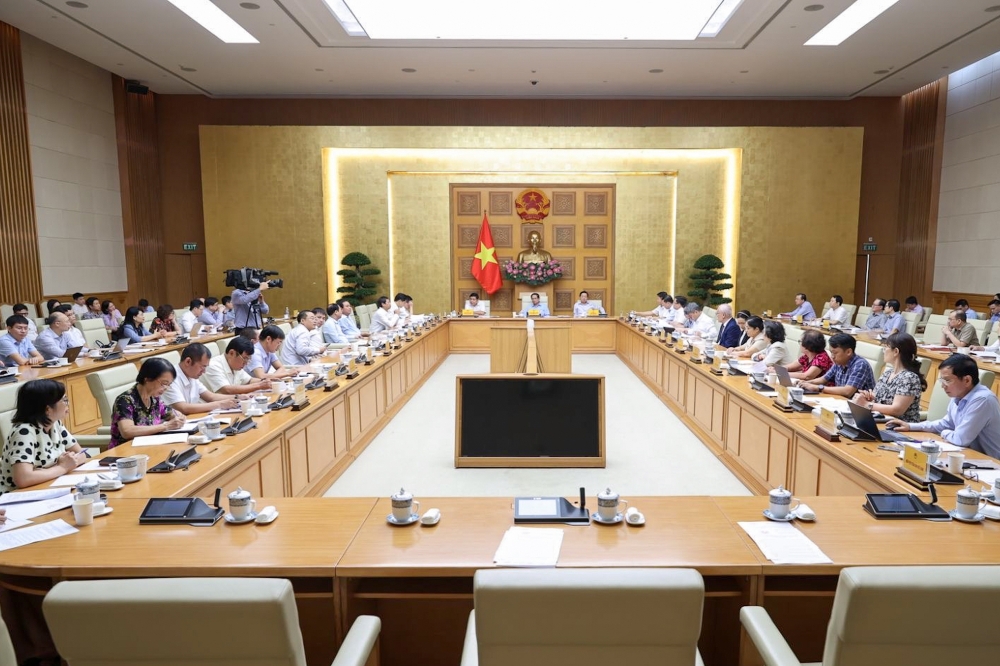 Thủ tướng: Không tạo &quot;giấy phép con&quot;, giảm gánh nặng hành chính cho doanh nghiệp trong hoạt động hợp chuẩn, hợp quy