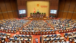 Quốc hội thảo luận về kết quả kinh tế - xã hội năm 2025 và kế hoạch năm tới
