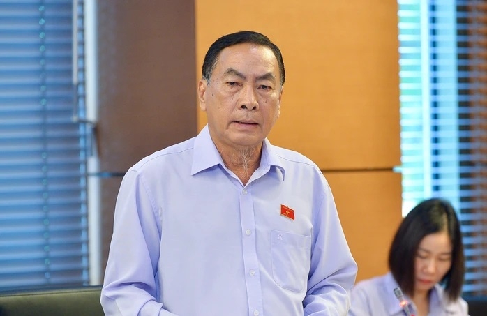 Đại biểu Quốc hội bàn chuyện “ghìm cương” giá vàng