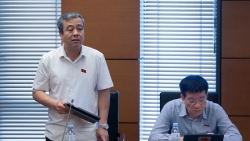 cam vien chuc loi dung danh nghia co quan nha nuoc de chan ngoai dai hon chan trong