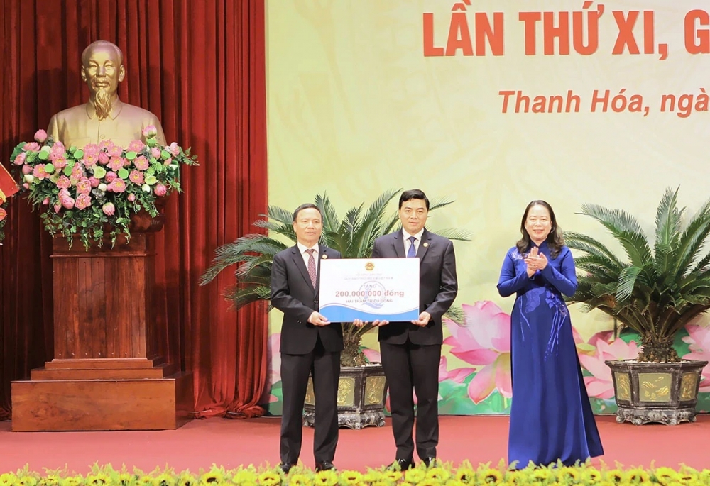 Thi đua thực chất để đưa Thanh Hóa phát triển nhanh và bền vững cùng cả nước