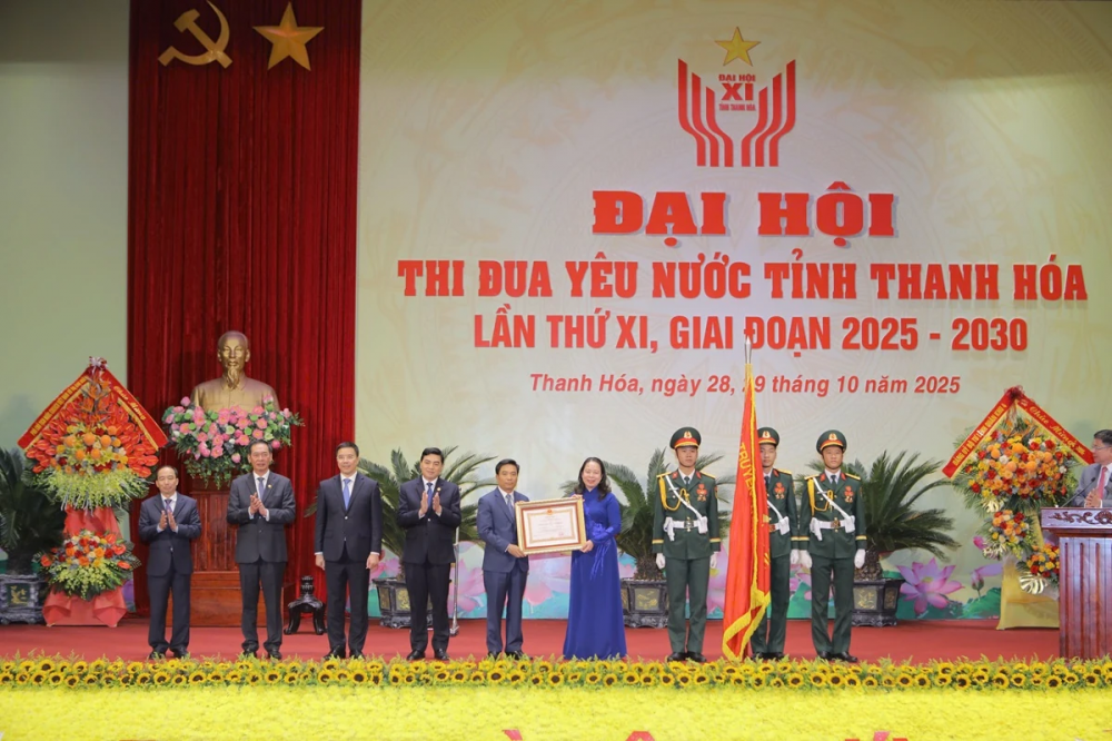 Thi đua thực chất để đưa Thanh Hóa phát triển nhanh và bền vững cùng cả nước