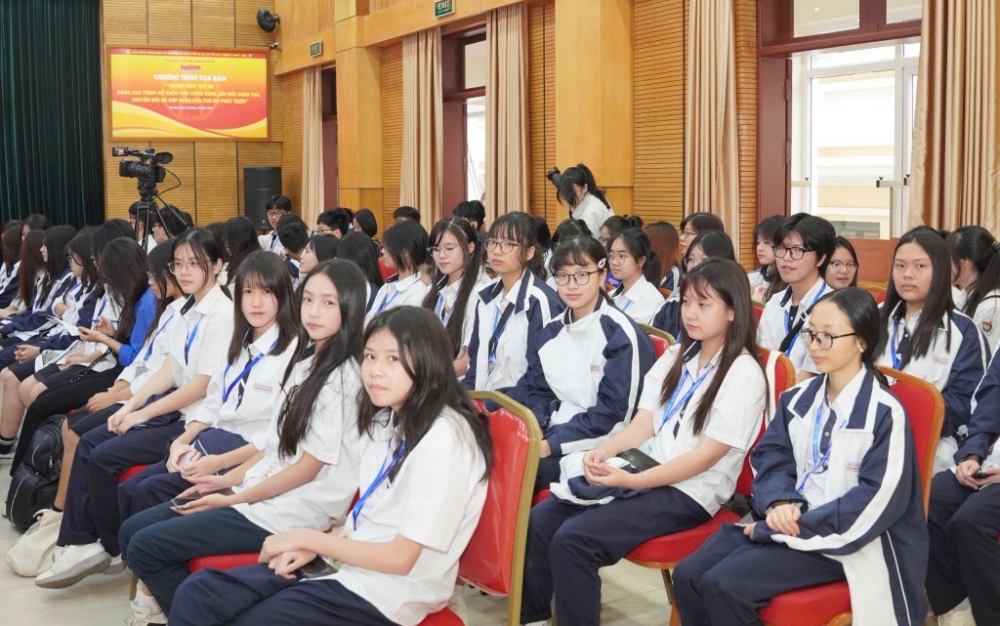 LIVE: Thanh niên Thủ đô nâng cao trình độ khoa học công nghệ, đổi mới sáng tạo, chuyển đổi số góp phần đưa Thủ đô phát triển