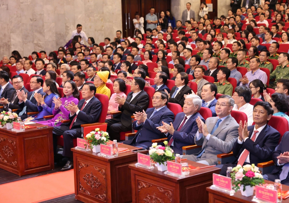 Thủ tướng: Mọi vi phạm, tội phạm về tham nhũng, lãng phí, tiêu cực, nhân dân đều biết