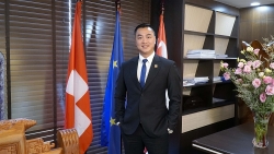 chu tich le khanh trinh rut sach von khoi tap doan truong tien