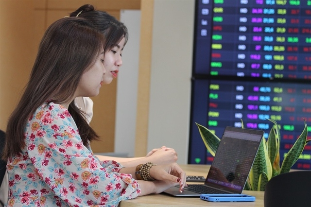 Hơn 100 quỹ đầu tư chứng khoán đang hoạt động tại Việt Nam