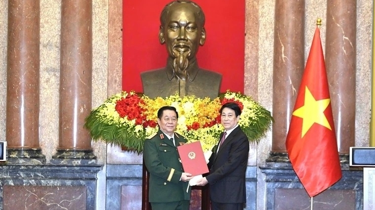 Ông Nguyễn Trọng Nghĩa làm Chủ nhiệm Tổng cục Chính trị, thăng hàm Đại tướng