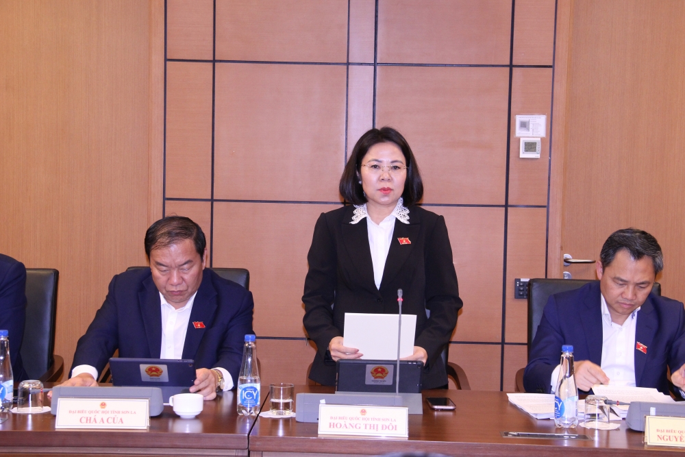 Đại biểu Quốc hội đề xuất sớm mở tuyến cao tốc huyết mạch Sơn La - Yên Bái Đại biểu Quốc hội đề xuất sớm mở tuyến cao tốc huyết mạch Sơn La - Yên Bái