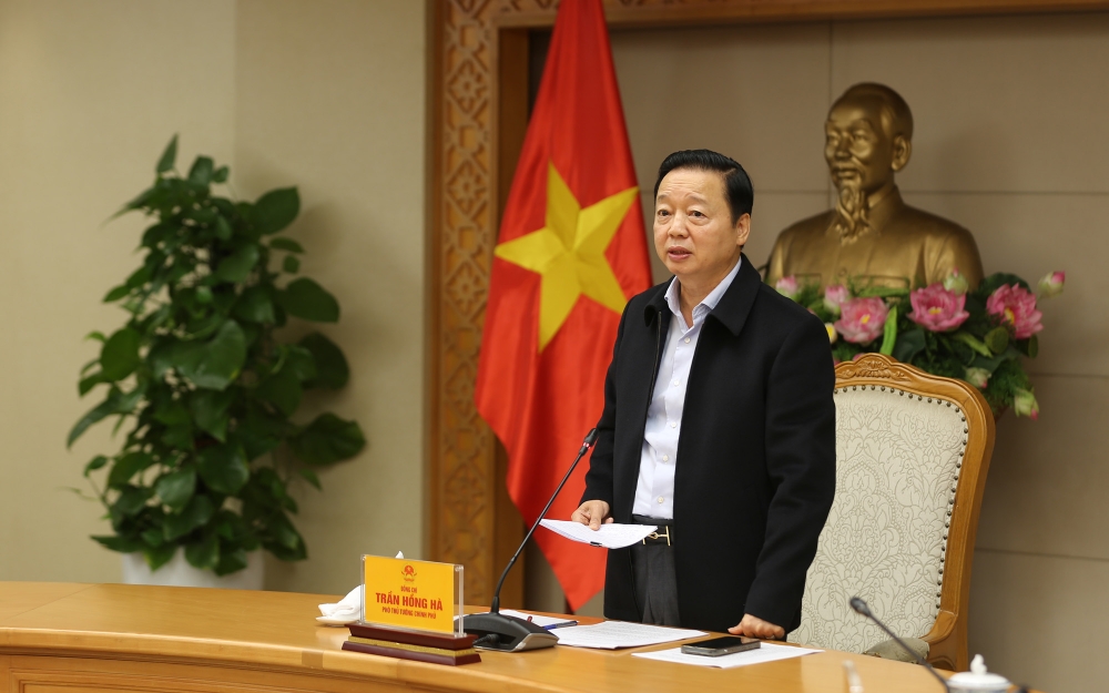 Đặt công tác phòng, chống bão số 13 trong "tình trạng khẩn cấp hơn, nguy hiểm hơn" Đặt công tác phòng, chống bão số 13 trong "tình trạng khẩn cấp hơn, nguy hiểm hơn"