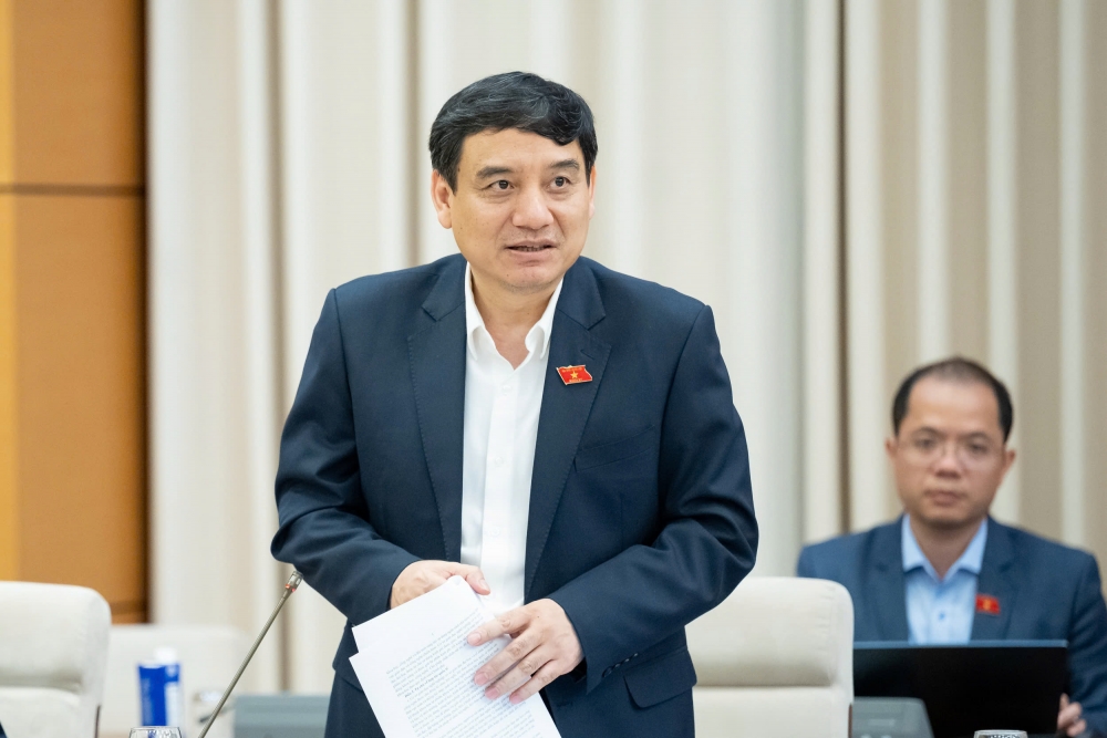 Đề nghị giao quyền cho Chủ tịch UBND cấp xã điều động, thuyên chuyển giáo viên