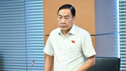 dai bieu quoc hoi noi viec nguoi co tien san sang xay dung sai phep phat roi cho ton tai