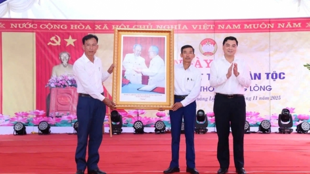 Chủ tịch tỉnh Thanh Hóa: Chung sức, đồng lòng cùng nhau vươn lên trong cuộc sống