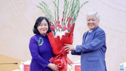 ong do van chien va ba bui thi minh hoai lam pho chu tich hoi dong bau cu quoc gia