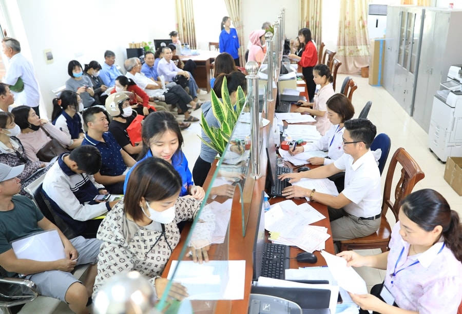 Phát huy đúng vai trò điểm tựa của dân