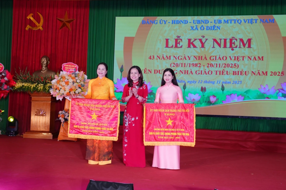 Mỗi thầy cô giáo hãy là tấm gương đạo đức, tự học và sáng tạo