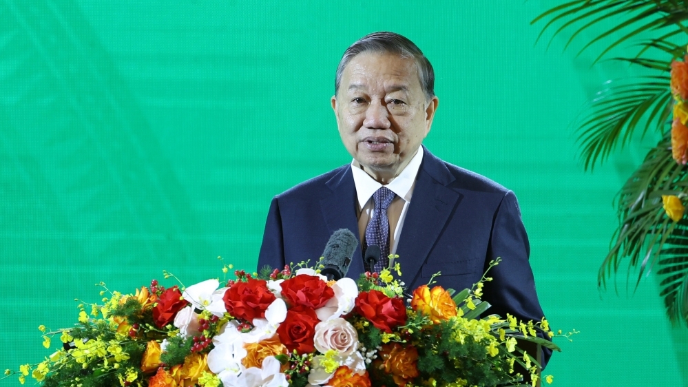 Tổng Bí thư: Nguồn lực đất đai, nước, rừng, biển phải được đưa vào phát triển