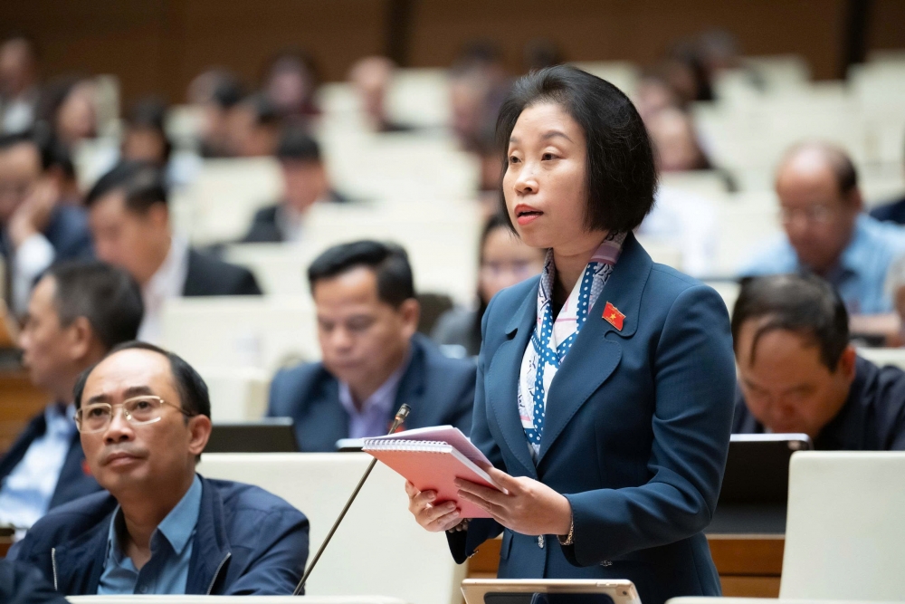 Không để vay thì dễ, chi thì thoải mái nhưng trả nợ thì lại nhìn vào ngân sách