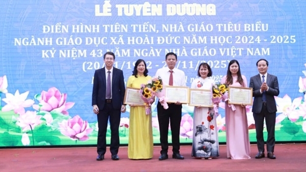 Xã Hoài Đức tuyên dương điển hình tiên tiến, nhà giáo tiêu biểu