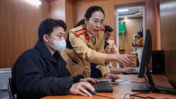 ha noi hon 10000 nguoi thi bang lai xe duoc huong dan cai dat vnetraffic