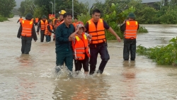 bo y te yeu cau san sang cap cuu ho tro kip thoi cho nguoi dan vung ngap lut