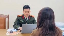 nguoi phu nu no co quan he voi sep benh vien bach mai nen duoc uu tien kham benh