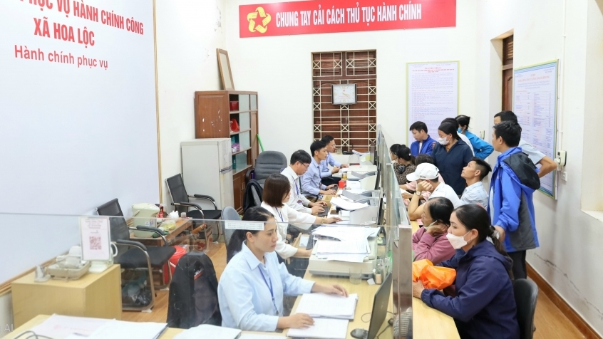 Cấp bách kiện toàn tổ chức bộ máy và đội ngũ cán bộ ở cấp xã