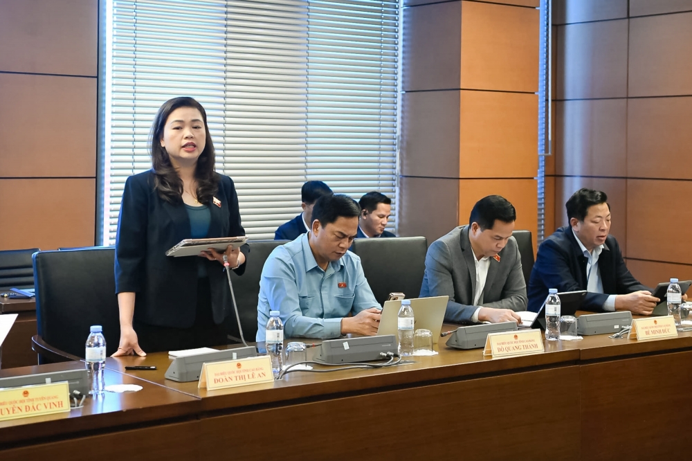 Việt Nam vào top 100 đại học thế giới và phổ cập tiếng Anh: Có khả thi?