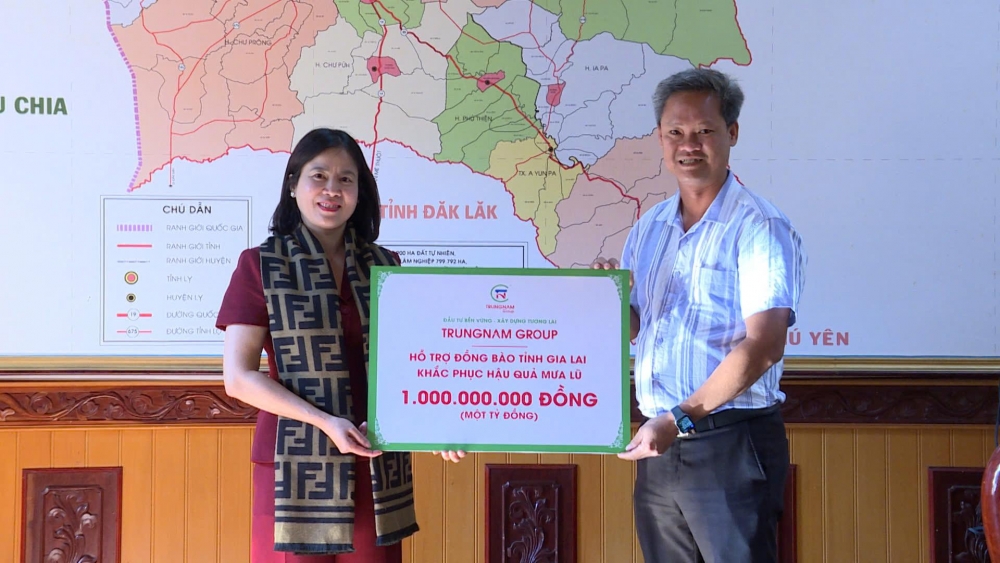Trungnam Group san sẻ hoạn nạn với đồng bào vùng lũ miền Trung