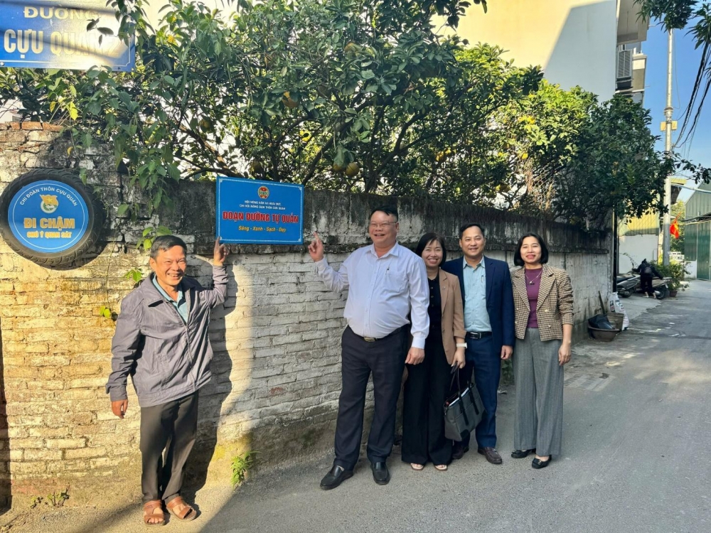 Xã Hoài Đức kiểm tra, chấm điểm thôn sáng – xanh – sạch – đẹp