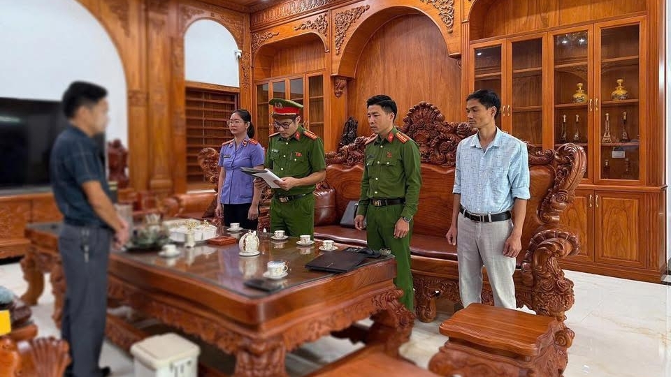 Mang tội vì bán hàng online thu hơn 50 tỷ nhưng chỉ kê khai hơn 300 triệu đồng