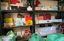 Bán online hàng nghìn túi xách giả hàng hiệu ở Thanh Hóa