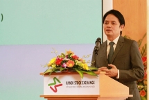 Em trai cựu Chủ tịch LienVietPostBank bị phạt vi phạm chứng khoán